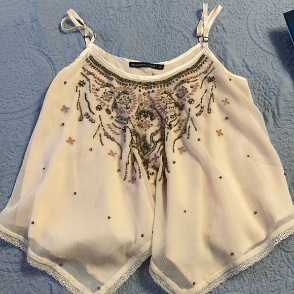 ABERCROMBIE detailed top - Picture 9 of 10